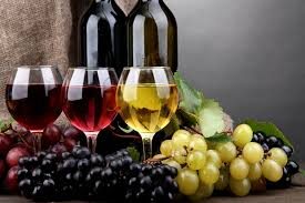 Come scegliere il vino in base al cibo